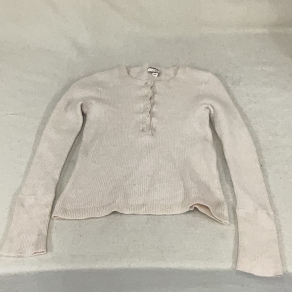 EUC girls button down J.Crew cashmere sweater - Picture 2 of 4